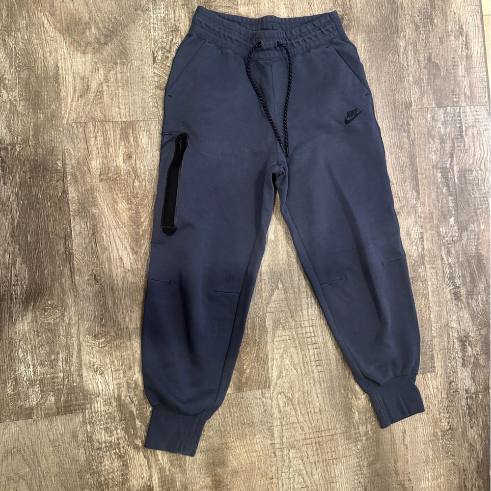 Nike Gray Jogger Sweatpants